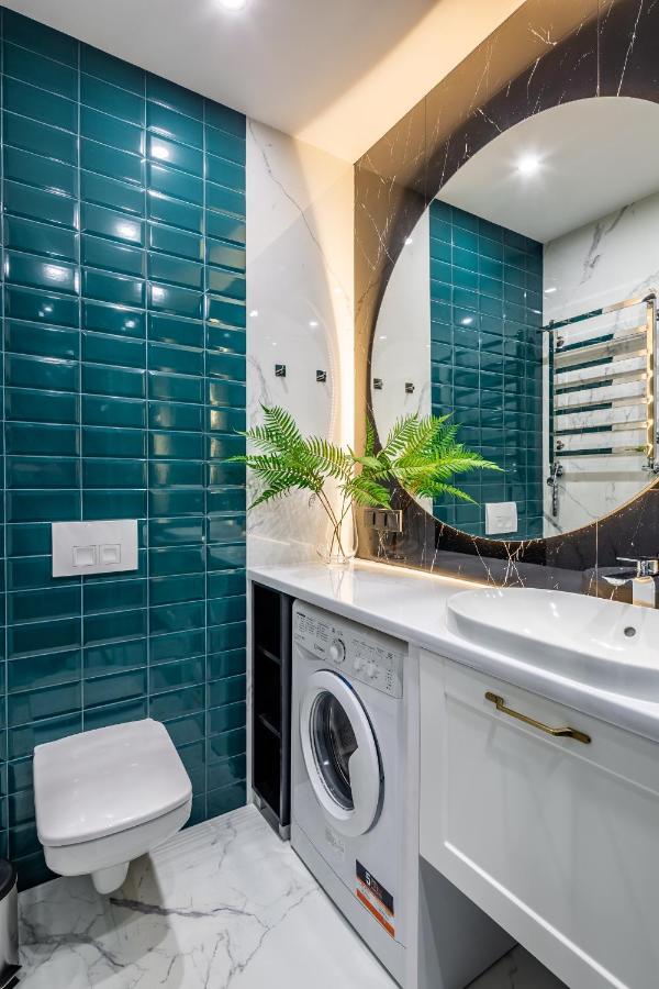 Emerald Lux Apartment. Livein利沃夫 外观 照片